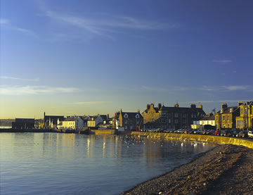 Broughty Ferry. Photo: Dundee & Angus Tourist Board